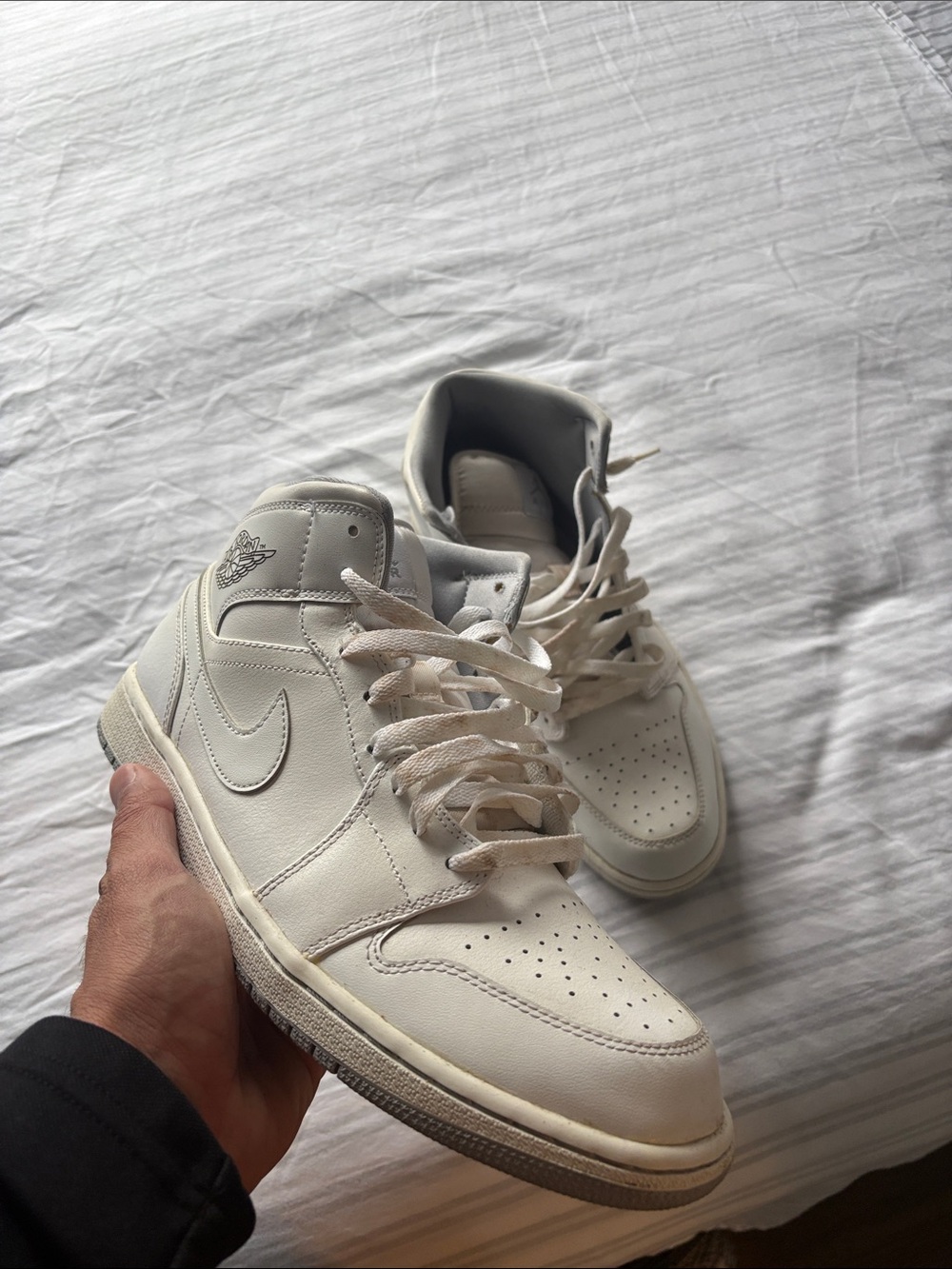 Air Jordan 1 mid top retro triple white size 11.5 no box
